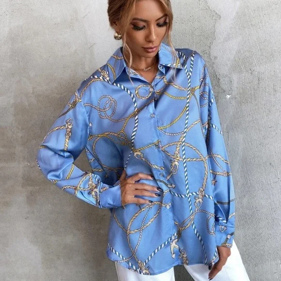 NEW INVENTORY 🔥Chain Print Button Up Blouse🔥 - Picture 4 of 9